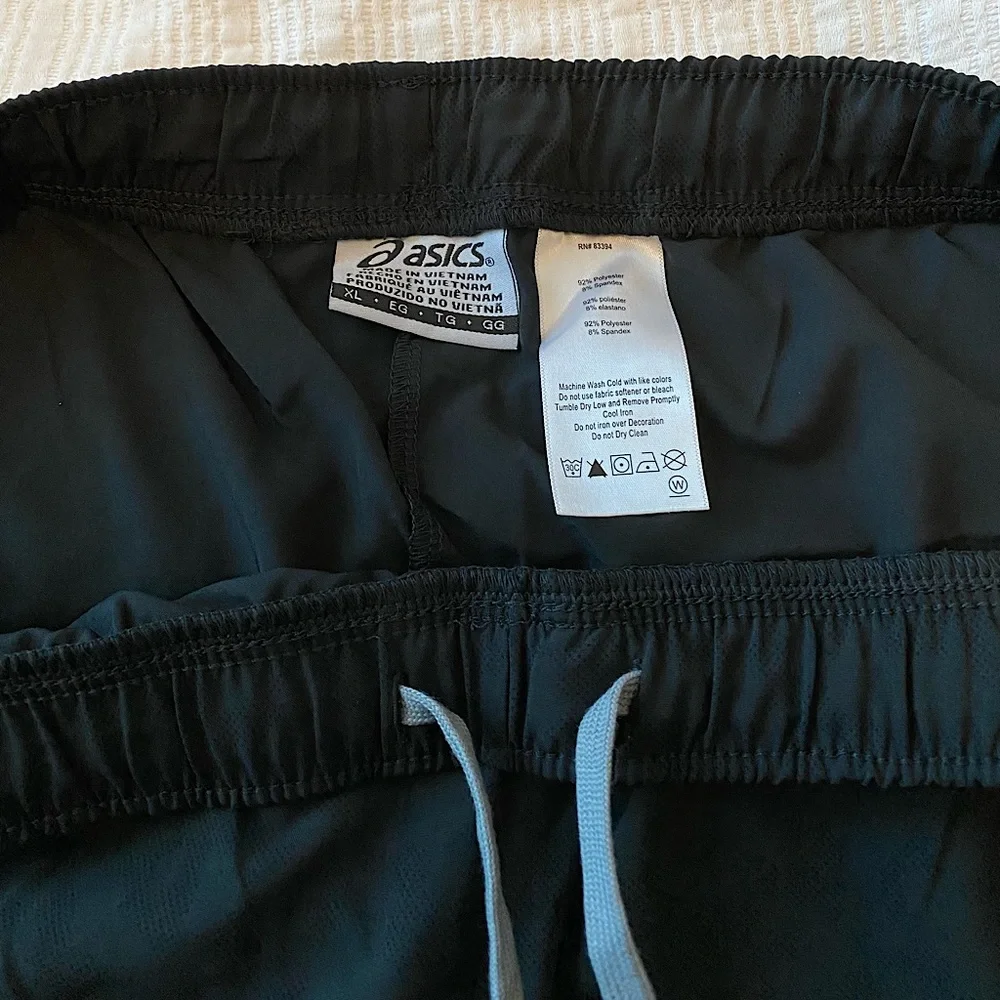 Asics Men’s 7 Inch Training Short Athletic Reflective Drawstring Shorts